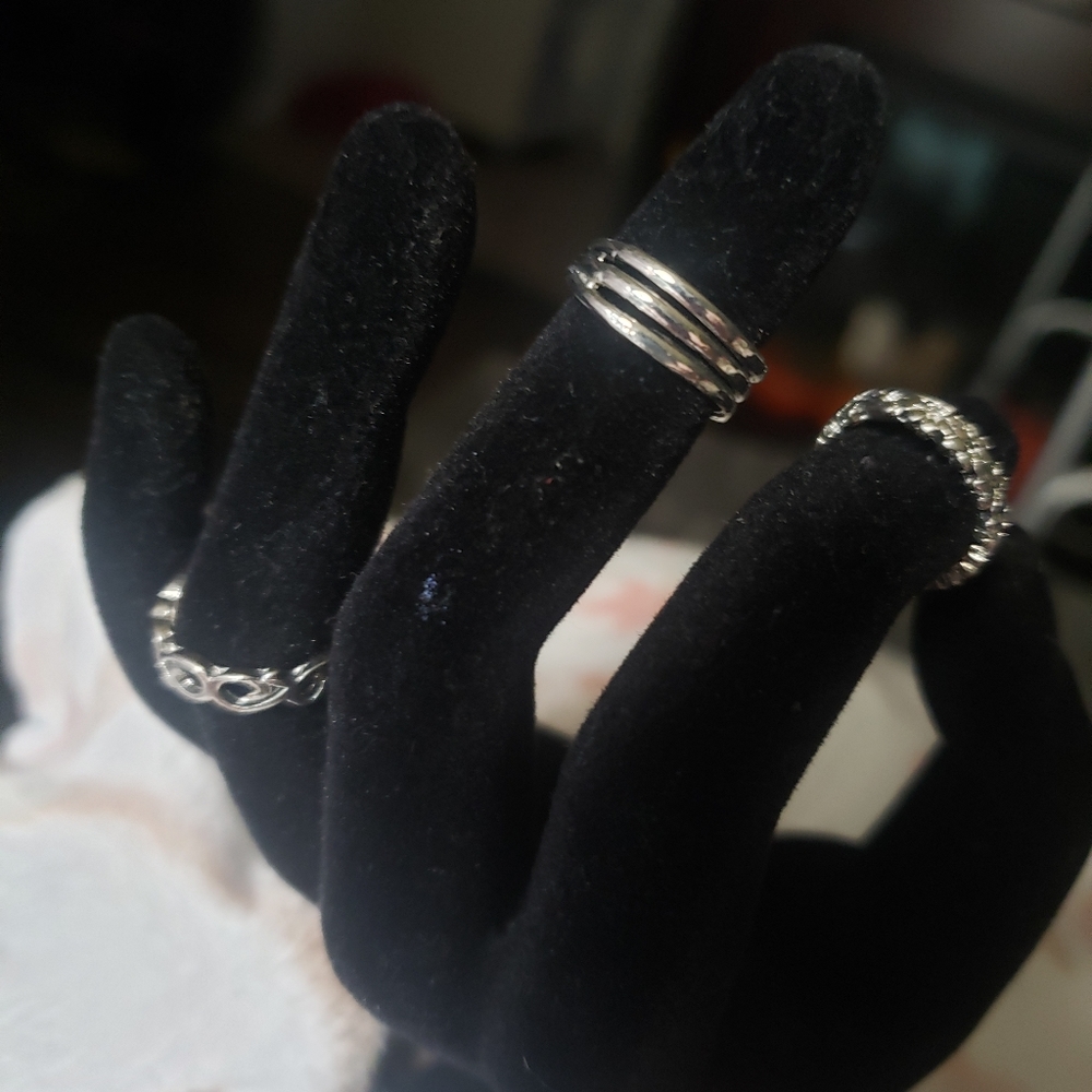 Silver toe rings (3)
